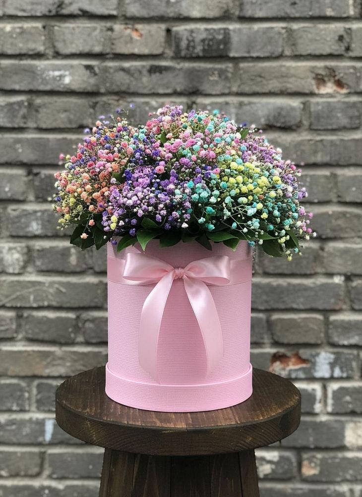 Цветочная композиция из Гипсофила и Розы в шляпной коробке в Толбазы