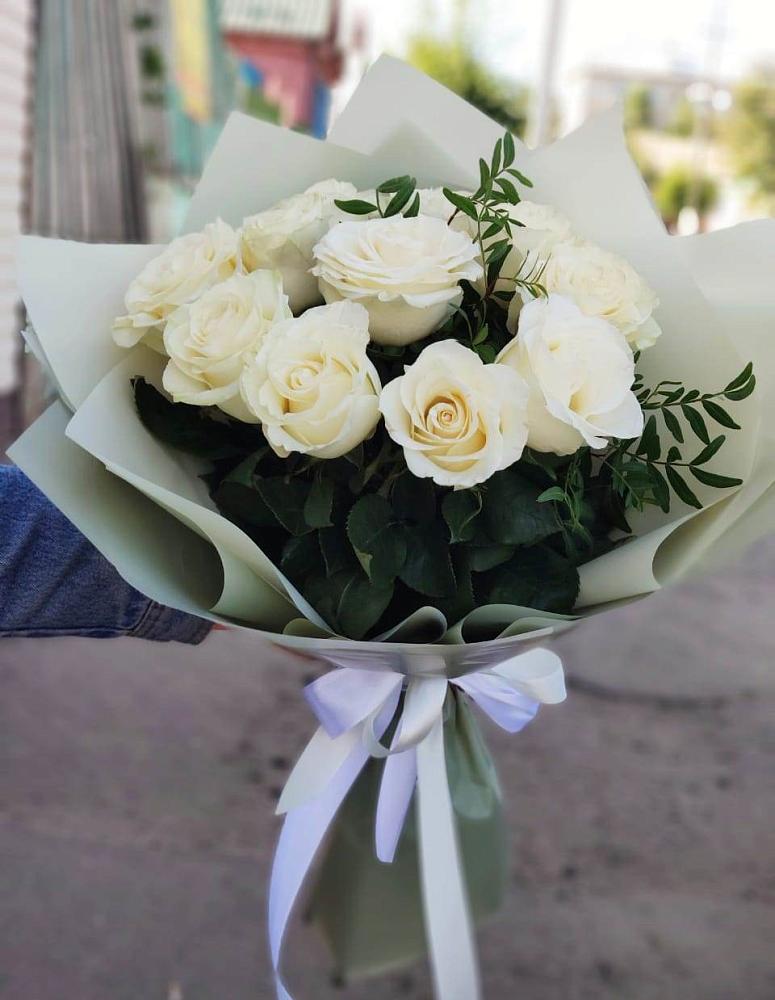 Букет Белые розы Проуд в Толбазы