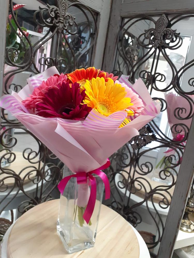 Букет радуга в Толбазы Букет цветов из: Герберы в Толбазы