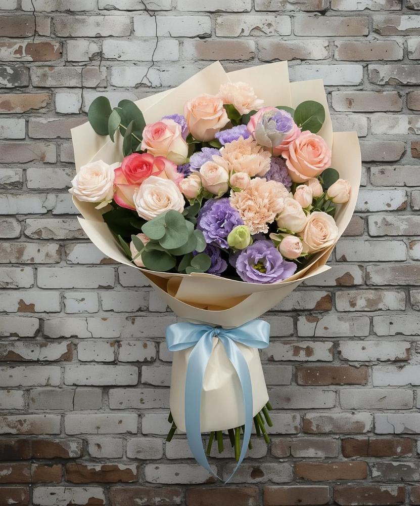 Букет цветов из: Розы, Лизиантусы и Гвоздики в Толбазы