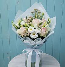 Букет очаровательный аромат в Толбазы Букет цветов из:  Розы и Лизиантусы в Толбазы