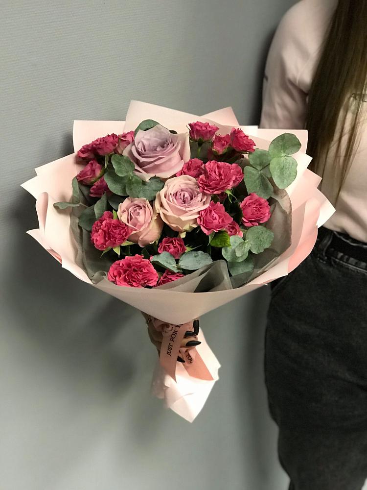 Букет цветов из: Гвоздики и Розы в Толбазы