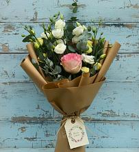 Букет цветов из:  Розы и Лизиантусы в Толбазы