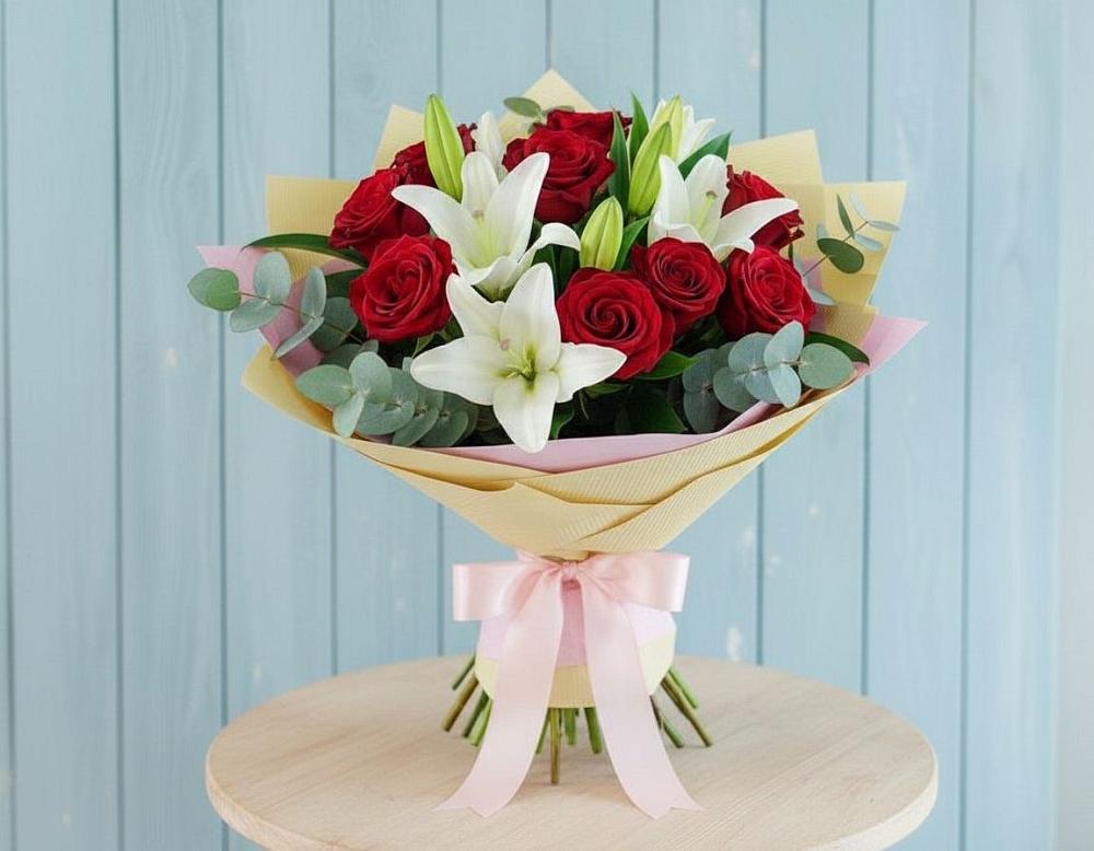 Букет Элегантная гармония в Толбазы Букет цветов из: Лилии и Розы в Толбазы